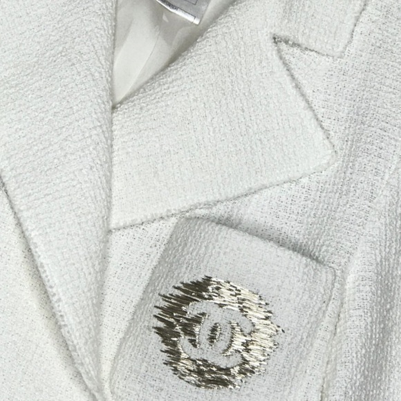 Chanel Tweed Jacket - Picture 3 of 4